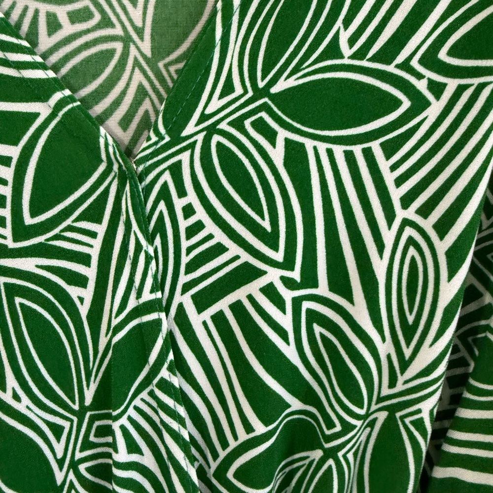 A-List Ava Green Patterned Dress - Picture 3 of 6